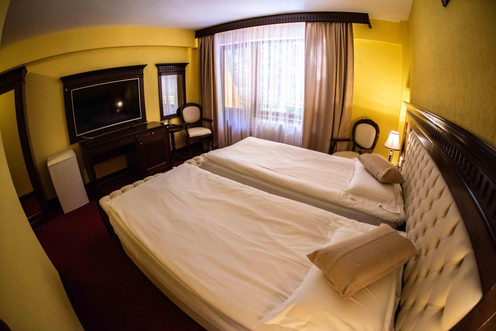 Hotel Trei Brazi Băile Olăneşti 外观 照片