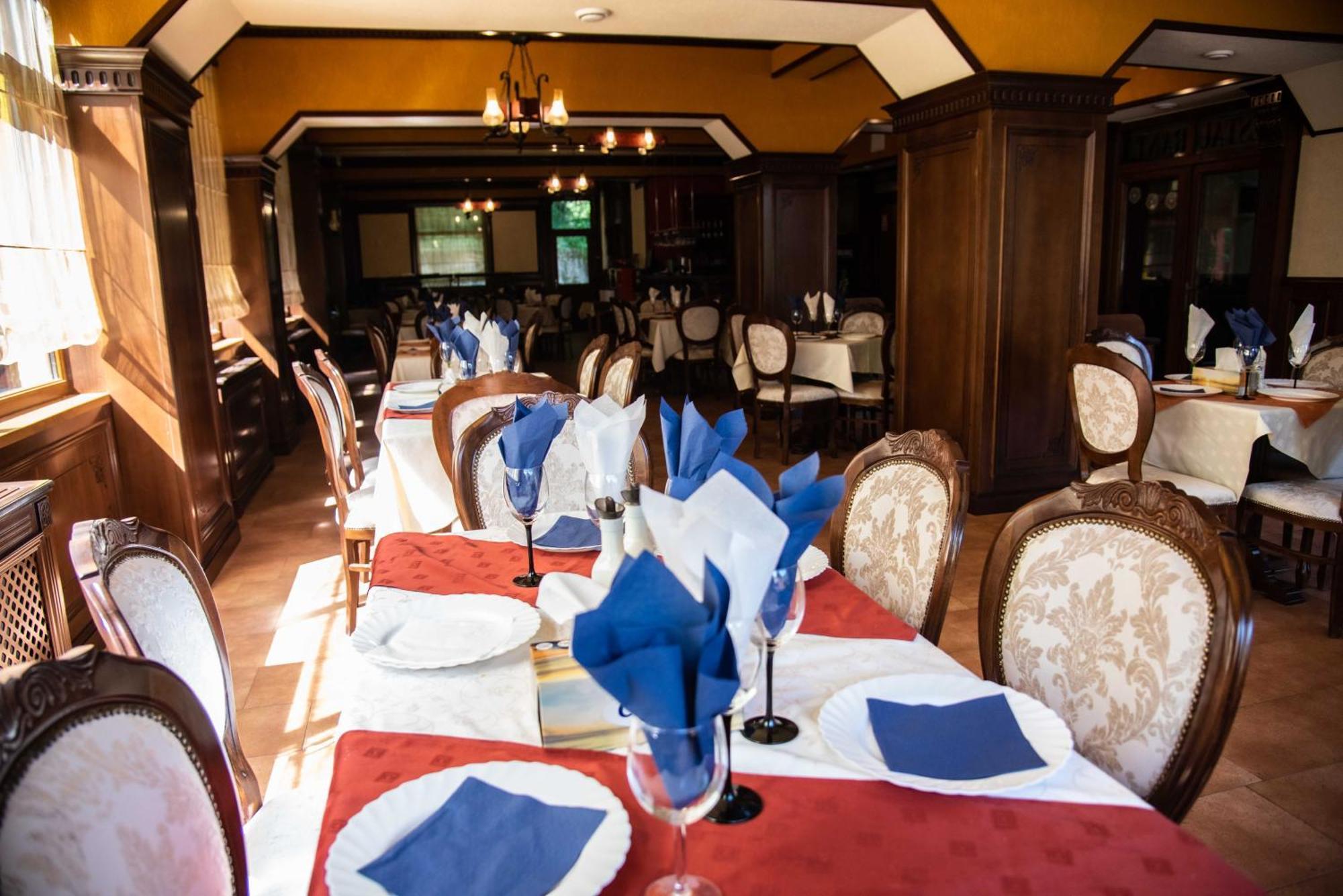 Hotel Trei Brazi Băile Olăneşti 外观 照片